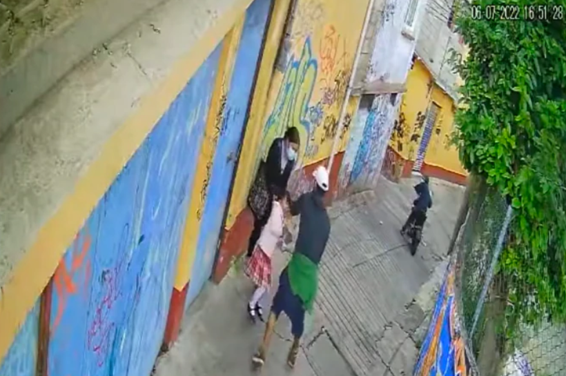 El asalto ocurrió a plena luz del día en calles de la colonia Santa Rosa