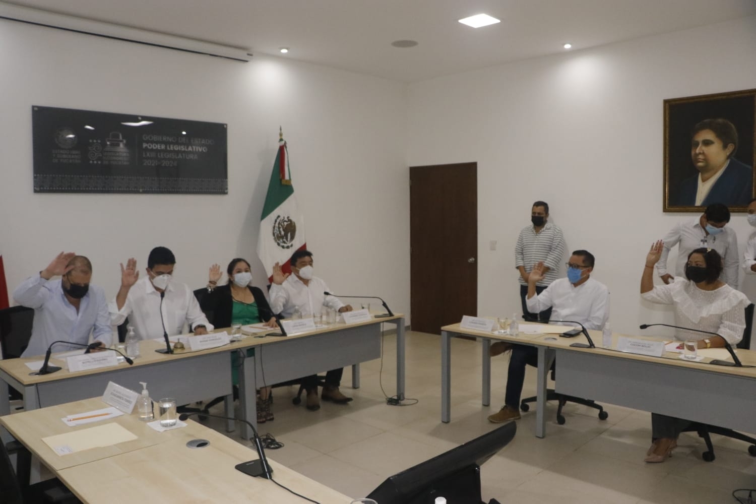 Los diputados de la Comisión Permanente de Vigilancia de la Cuenta Pública, Transparencia y Anticorrupción votaron por unanimidad de votos Los diputados de la Comisión Permanente de Vigilancia de la Cuenta Pública, Transparencia y Anticorrupción votaron por unanimidad de votos
