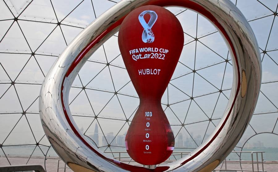 La selección qatarí pasaría a jugar el 20 de noviembre, un día antes del que estaba estipulado