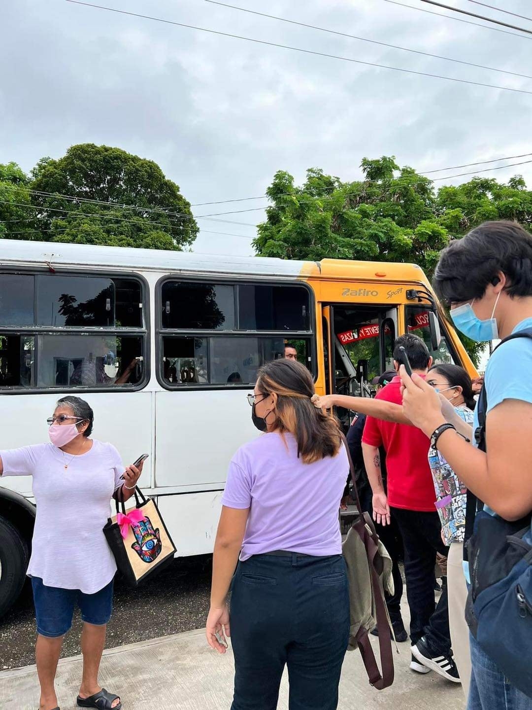 Amenazan a chofer de Situr con un arma de fuego en Mérida
