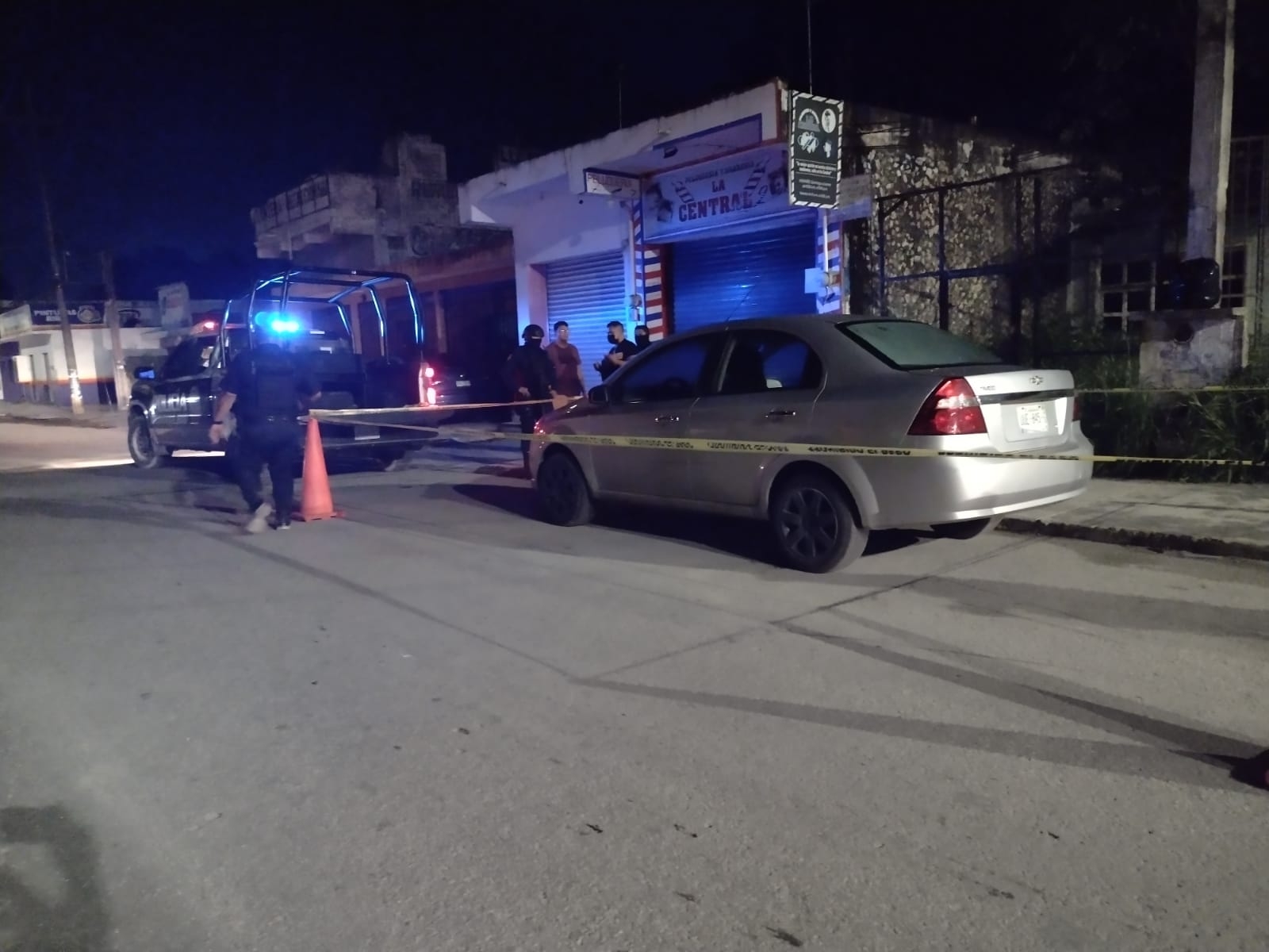 Cerca de la media noche lograron visualizar la unidad abandonada sobre la Avenida Lázaro Cárdenas