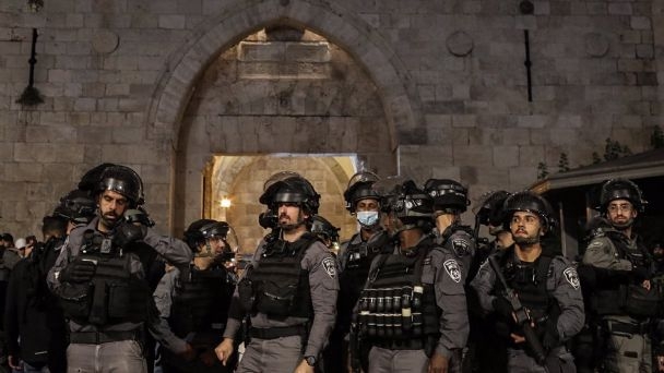 Israel investiga como atentado terrorista un tiroteo contra un autobús en la ciudad Vieja de Jerusalén