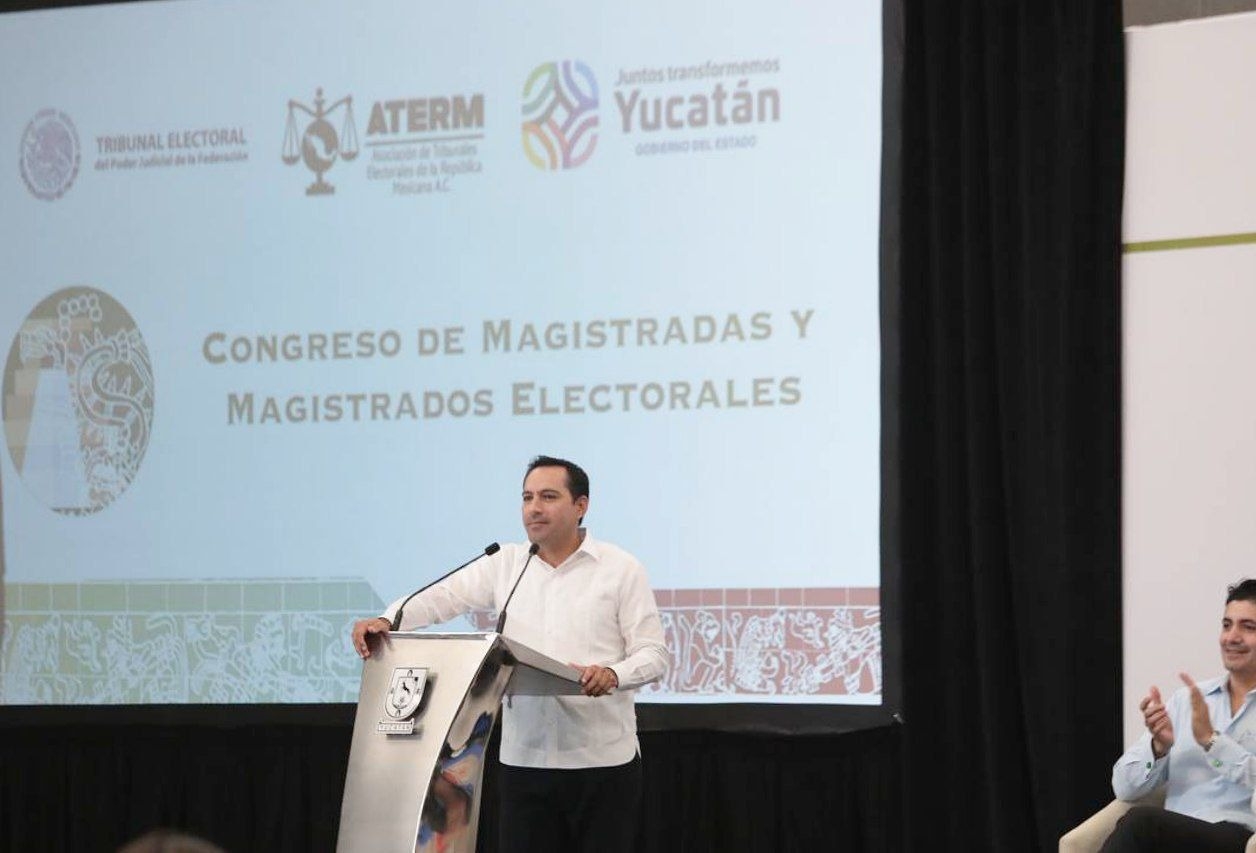 Mauricio Vila expuso que en Yucatán se trabaja para todos y sin distinciones