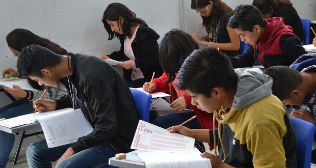 El 19 de agosto es la fecha en la que los alumnos egresados de secundaria conocerá si alcanzaron un espacio en la escuela que escogieron como primera opción en el COMIPEMS 2022