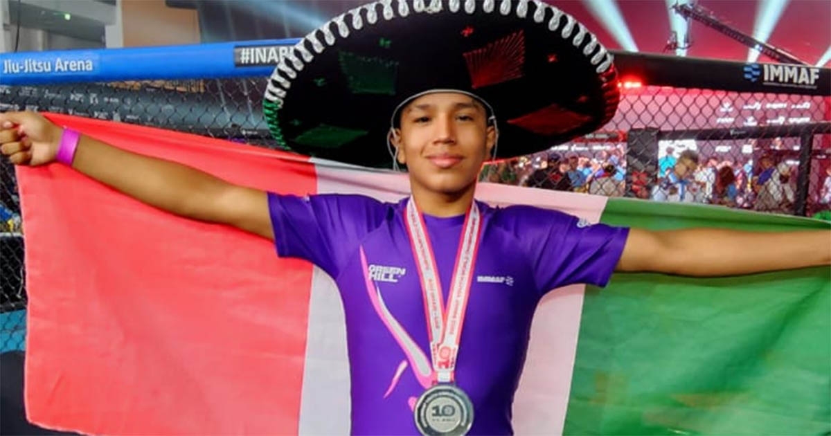 Orlando Michelle de la Cruz consigue medalla en Mundial Juvenil de Artes Marciales Mixtas