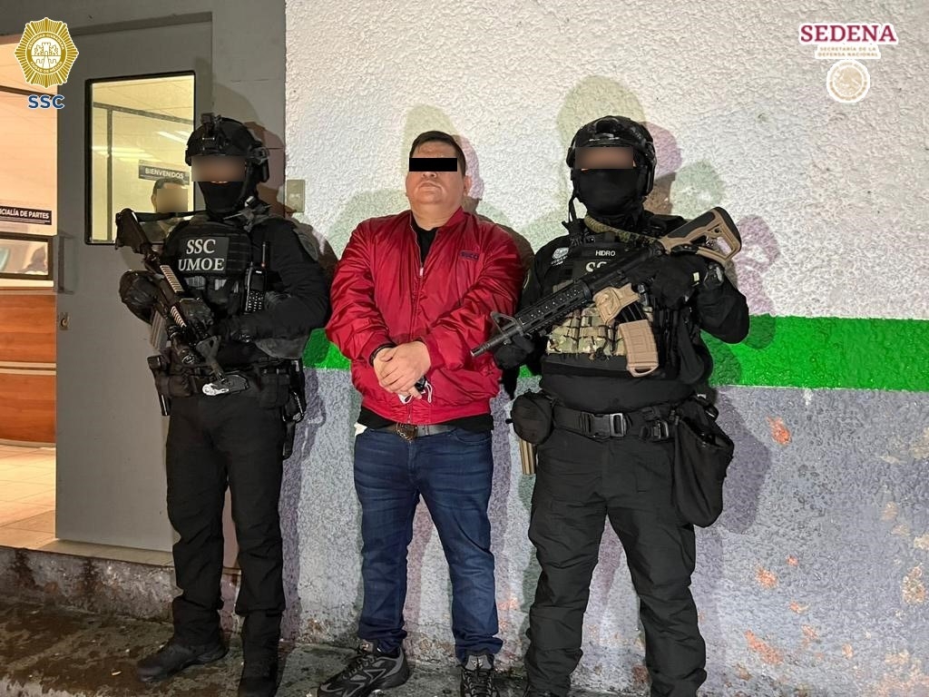 Juan Bernabé 'N', “La Vaca” fue detenido en la Ciudad de México y era uno de los hombres más buscados por autoridades de Colima Juan Bernabé 'N', “La Vaca” fue detenido en la Ciudad de México y era uno de los hombres más buscados por autoridades de Colima