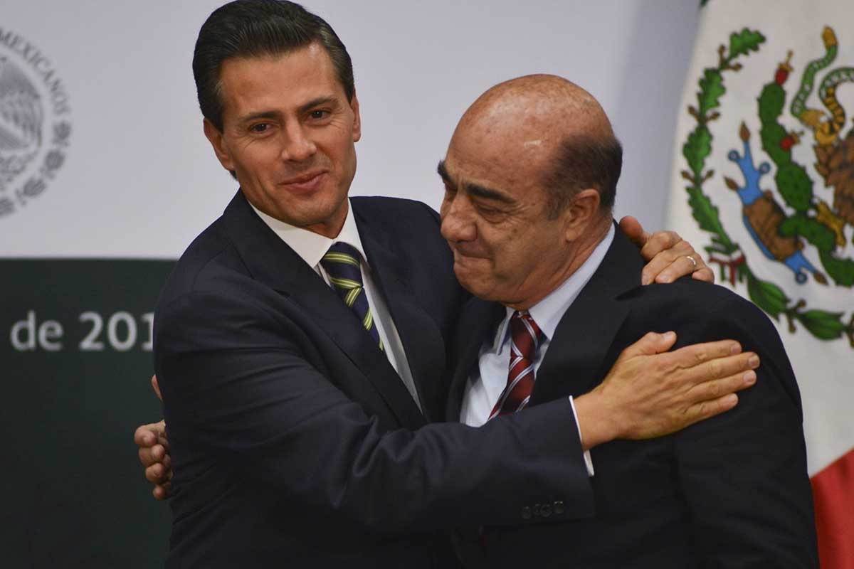 Murillo Karam fue detenido por los delitos de desaparición forzada, tortura y contra la administración de justicia