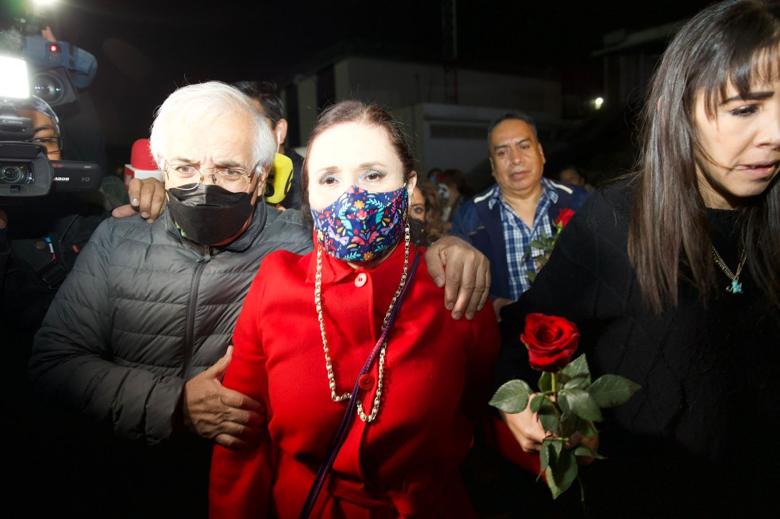 Rosario Robles abandonó Santa Martha y estas fueron sus primeras palabras Rosario Robles abandonó Santa Martha y estas fueron sus primeras palabras