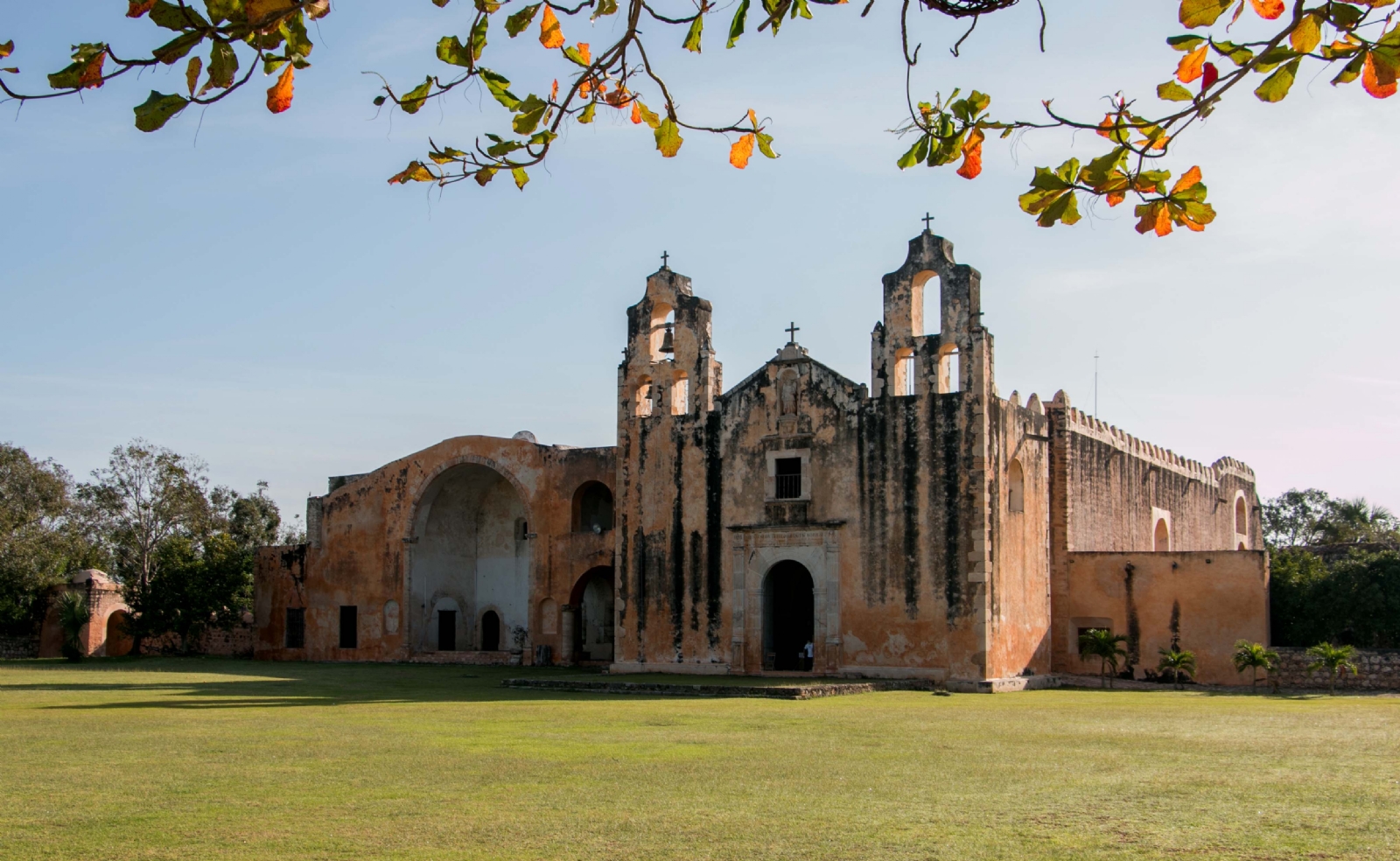 El exconvento de San Miguel Arcángel de Maní es el tercero más antiguo de Yucatán, con más 450 años
