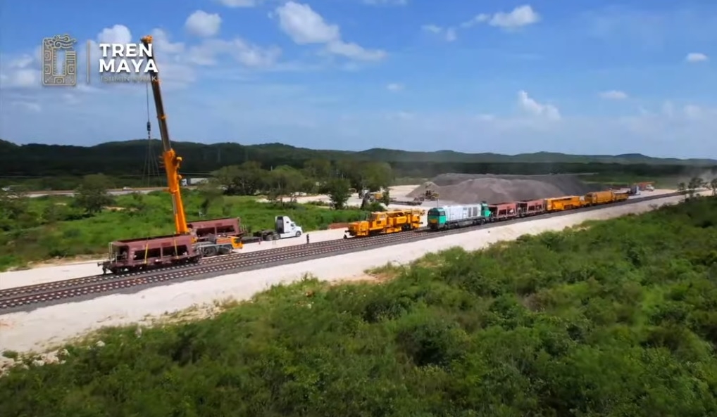 Ya son 23 máquinas con lo que avanzará la conformación de la vía en la Zona Norte del tramo