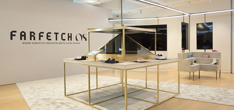Luego de dar a conocer el precio, en redes sociales han bautizado a Farfetch como el "heredero de Balenciaga" Luego de dar a conocer el precio, en redes sociales han bautizado a Farfetch como el "heredero de Balenciaga"