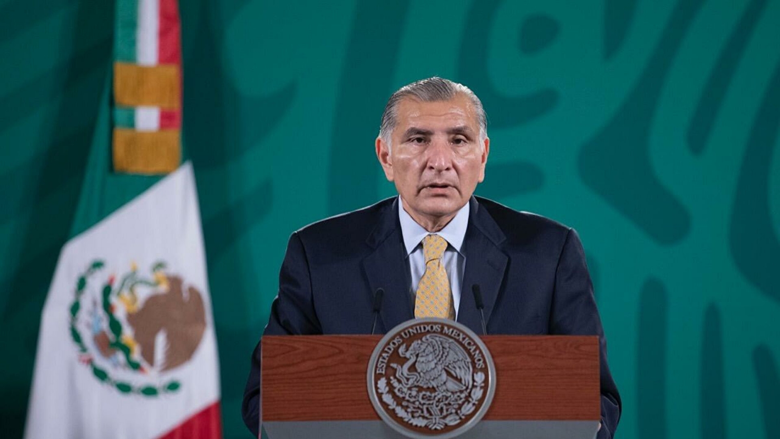 Adán Augusto López indicó que la prisión preventiva oficiosa sirve para evitar que quienes llevan un proceso judicial puedan huir de la justicia Adán Augusto López indicó que la prisión preventiva oficiosa sirve para evitar que quienes llevan un proceso judicial puedan huir de la justicia