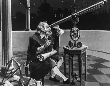 Las fases de Venus fueron observadas por primera vez por Galileo Galilei a principios del 1600 Las fases de Venus fueron observadas por primera vez por Galileo Galilei a principios del 1600