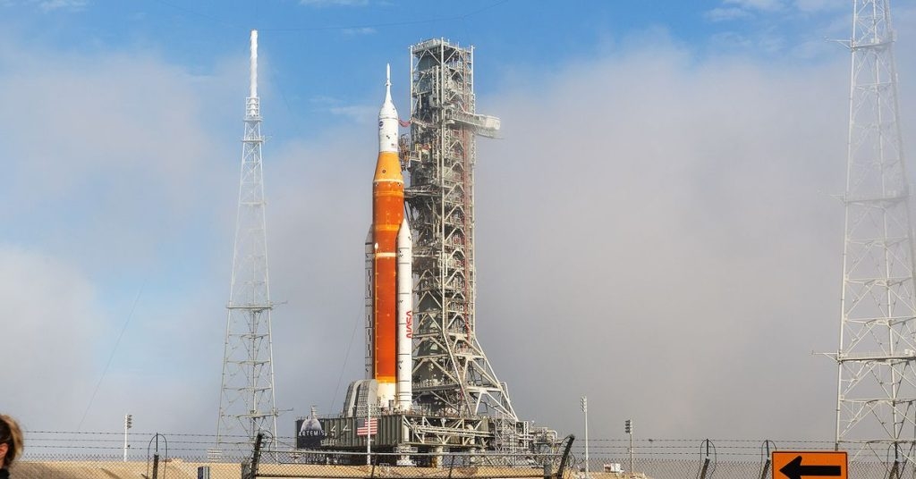NASA repara daño en nave y despegue de Artemis I estaría listo