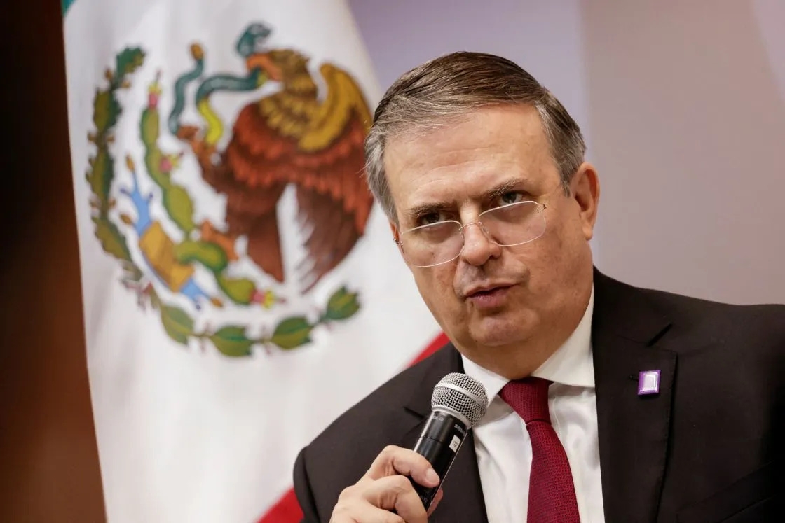 Marcelo Ebrard ve "muy sensata" la propuesta colombiana de legalizar drogas