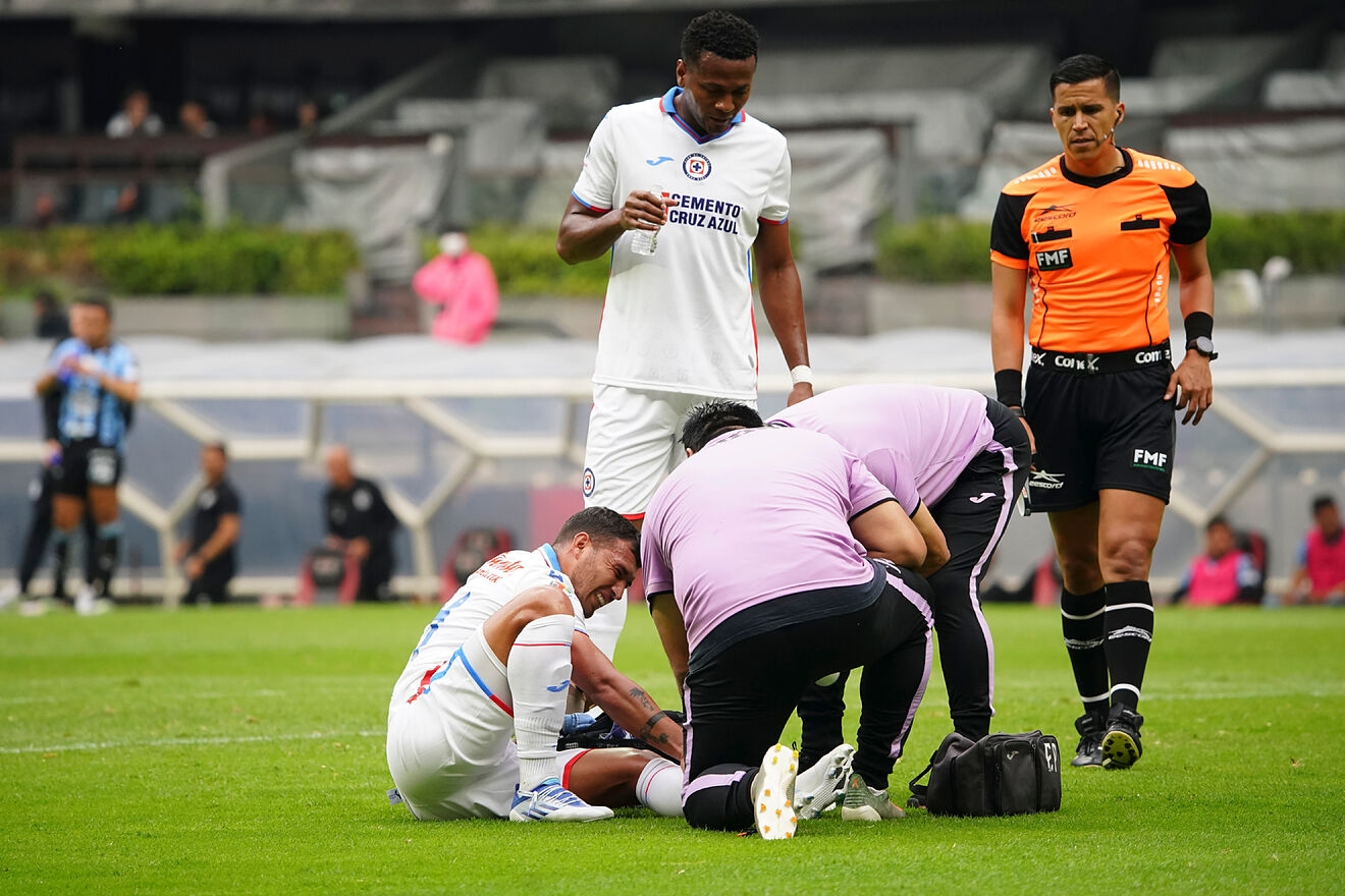 El jugador salió lesionado en el partido ante Querétaro, aunque los resultados confirmaron las malas sensaciones El jugador salió lesionado en el partido ante Querétaro, aunque los resultados confirmaron las malas sensaciones