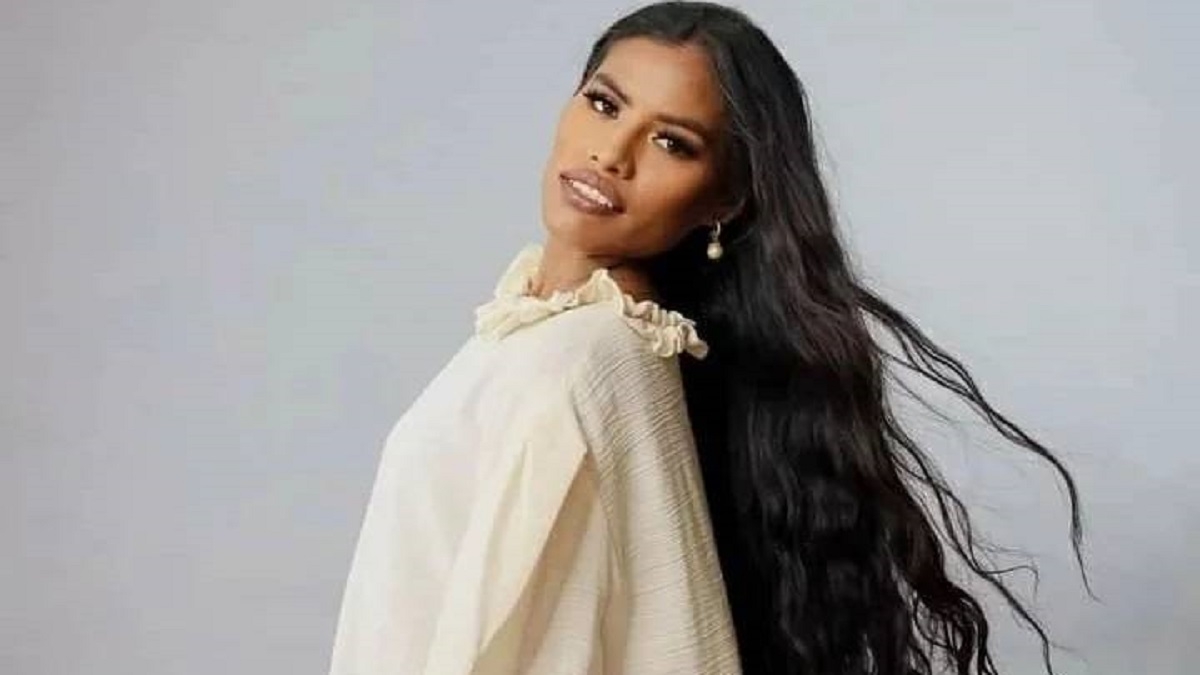 La Miss Indígena Universo también se encuentra estudiando la carrera de medicina en la UNAM La Miss Indígena Universo también se encuentra estudiando la carrera de medicina en la UNAM