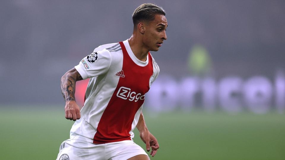 Antony deja el Ajas y es el segundo fichaje más caro en la historia del Manchester United