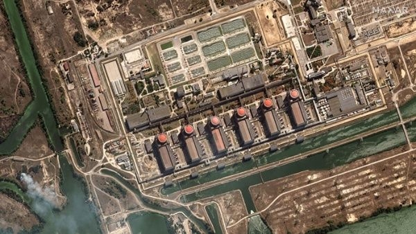 Ucrania bombardea ruta del OIEA a central nuclear de Zaporiyia