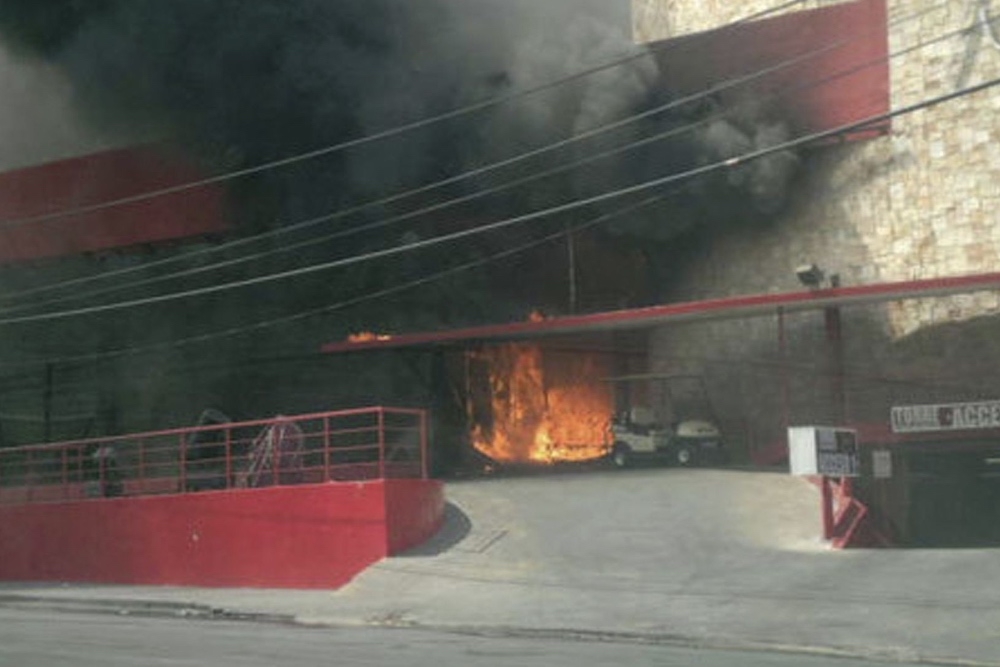 52 personas murieron en el ataque del Casino Royale 52 personas murieron en el ataque del Casino Royale