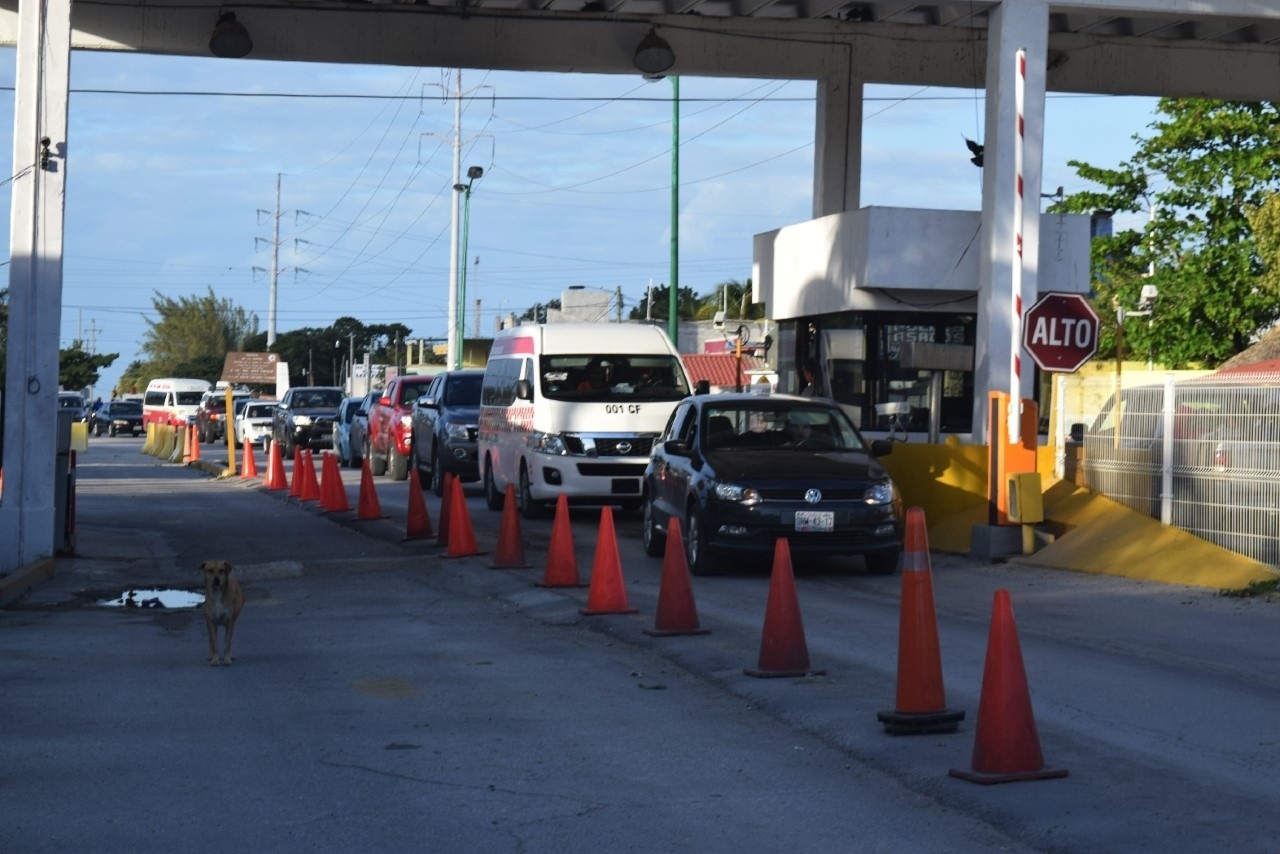 Aunque la estructura representa importantes ganancias para el Gobierno del Estado, los pobladores de Isla Aguada consideran que a ellos no los ha favorecido Aunque la estructura representa importantes ganancias para el Gobierno del Estado, los pobladores de Isla Aguada consideran que a ellos no los ha favorecido