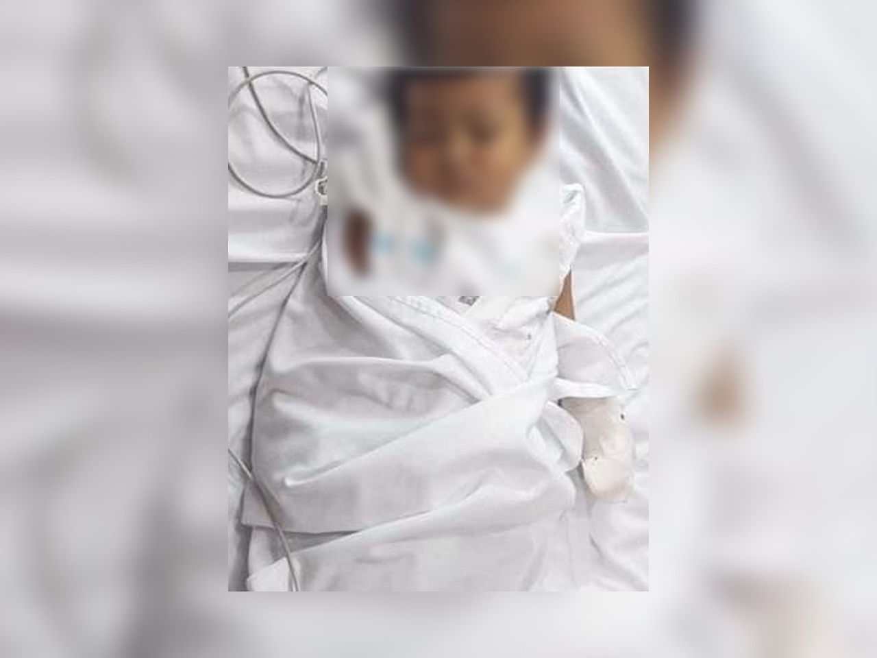 Ante la falta de especialistas en Cozumel, la menor fue trasladada de urgencia a Mérida para que los médicos pudiesen estabilizarla, aseguró el padre de la menor