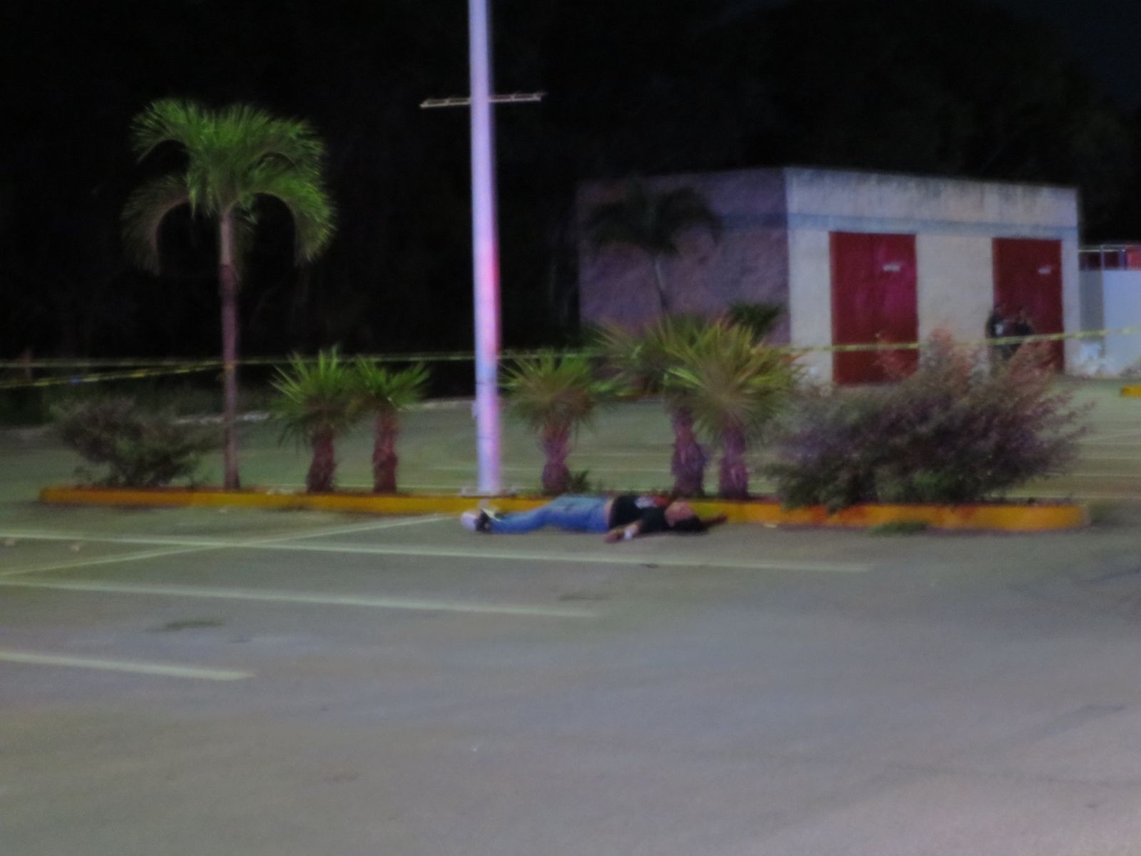 Dos ataques armados dejaron un saldo de dos lesionados y dos muertos en Cancún. Foto: Por Esto! Dos ataques armados dejaron un saldo de dos lesionados y dos muertos en Cancún. Foto: Por Esto!