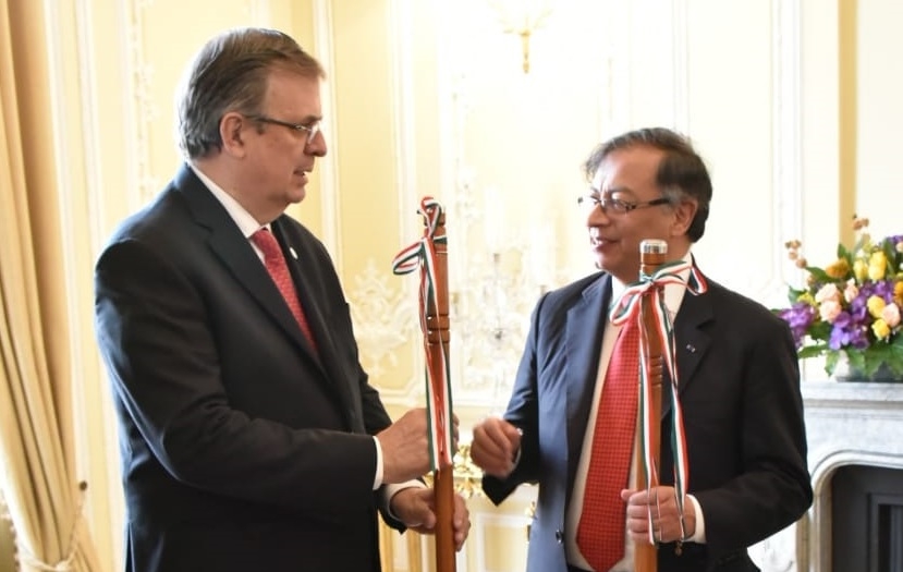 Marcelo Ebrard se encuentra en Colombia