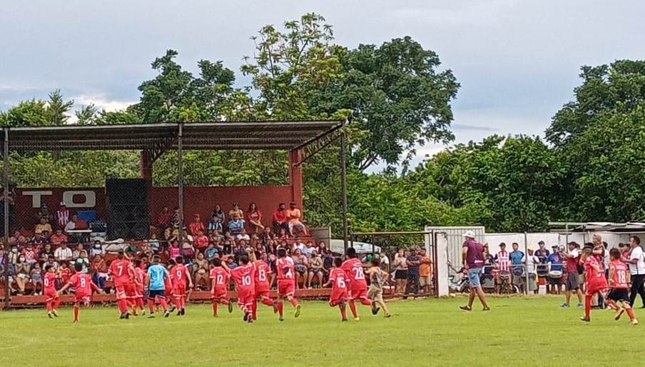 Los Bichos de Dzan ganaron 3-2 contra los Jaguares de Oxkutzcab Los Bichos de Dzan ganaron 3-2 contra los Jaguares de Oxkutzcab