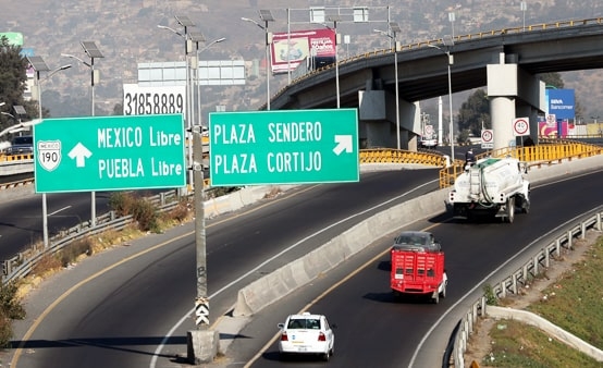 Los asaltos y robos en las carreteras de México siguen a la alza, según datos de la Guardia Nacional
Los asaltos y robos en las carreteras de México siguen a la alza, según datos de la Guardia Nacional