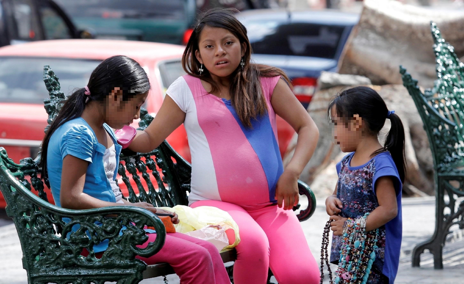 El cuidado de la madre es importante para finalizar el embarazo, influye la condición social y la edad, pues cuando se es demasiado joven hay el riesgo de perder al bebé