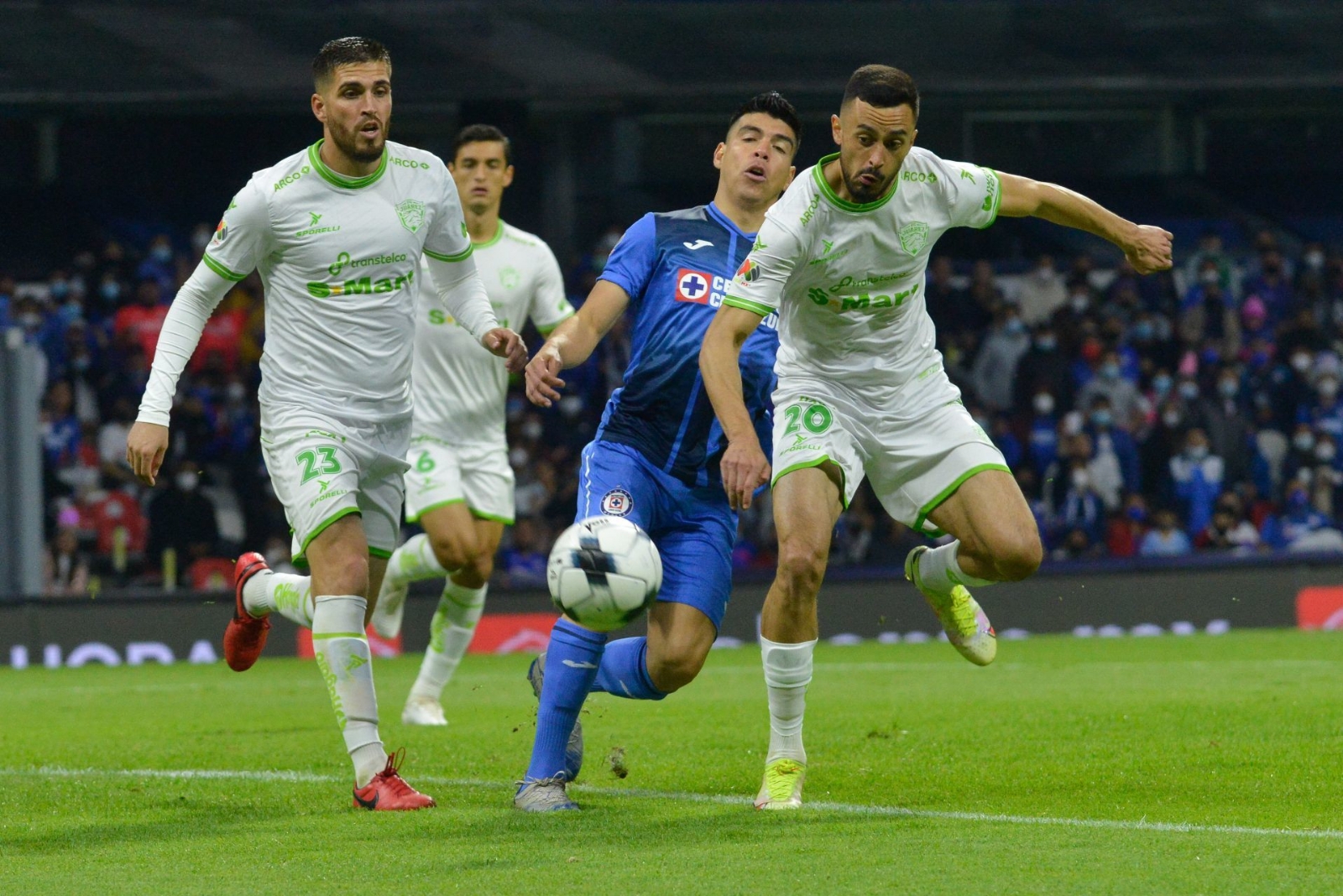 Ambos equipos están muy cerca de quedar fuera de las primeras 12 posiciones del torneo