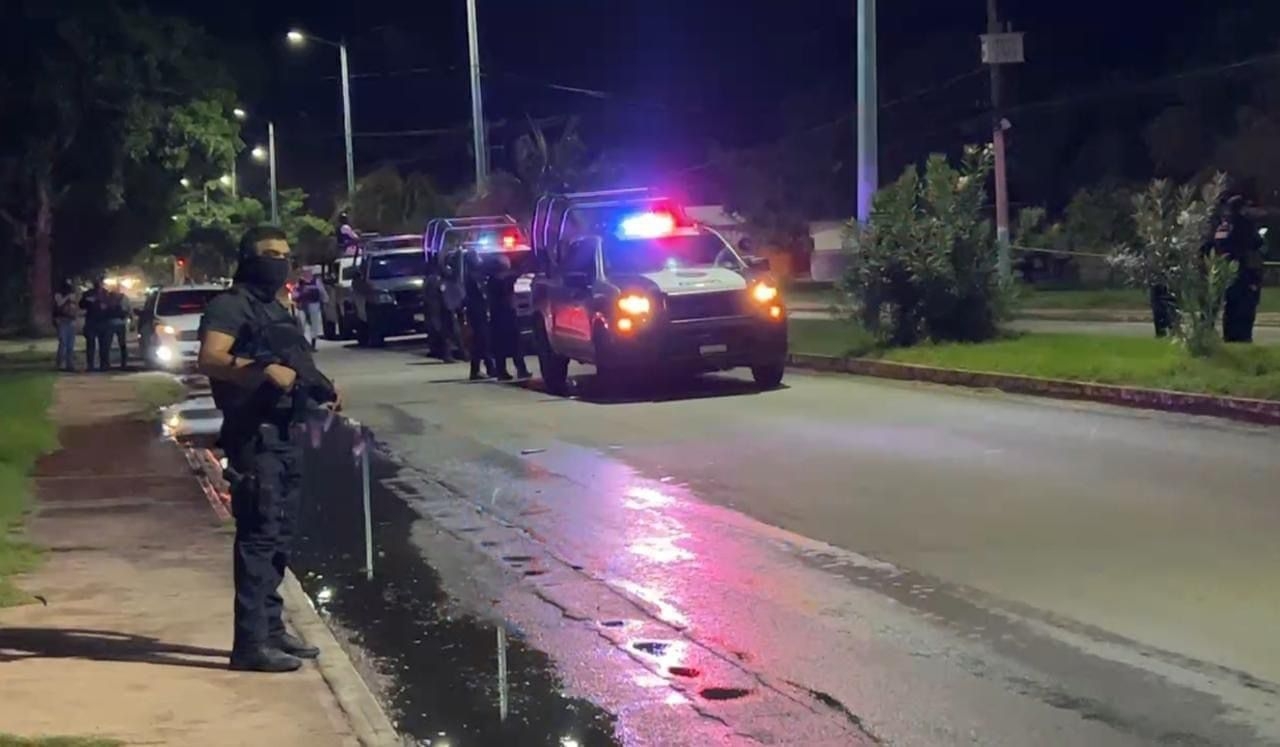 Tiran a sujeto de camioneta en movimiento en Cozumel; presenta huellas de tortura Tiran a sujeto de camioneta en movimiento en Cozumel; presenta huellas de tortura