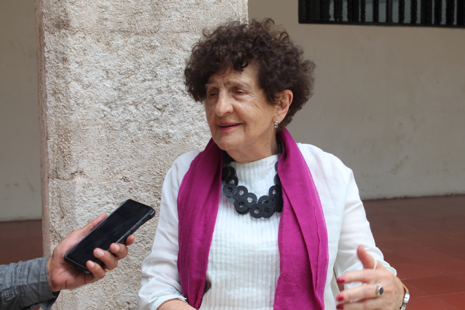 La escritora Margo Glantz dijo que siente especial cariño por Mérida. La escritora Margo Glantz dijo que siente especial cariño por Mérida.