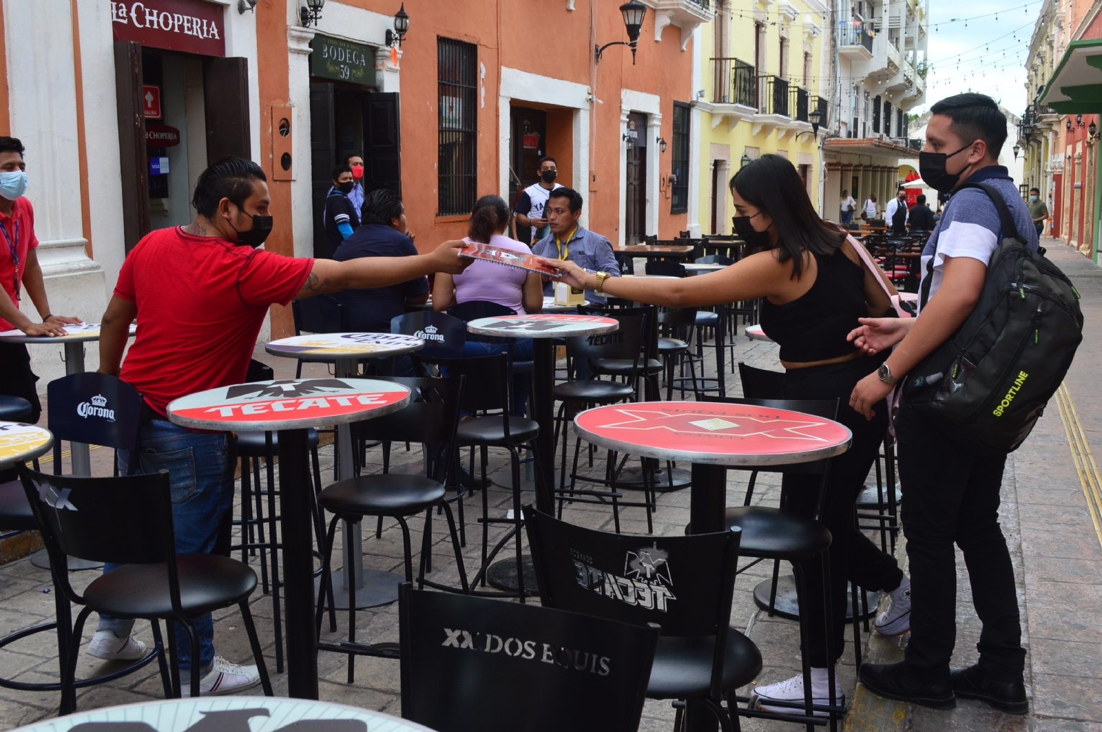 Las celebraciones por el mes patrio son buen motivo para hacer y reunirse entre amigos