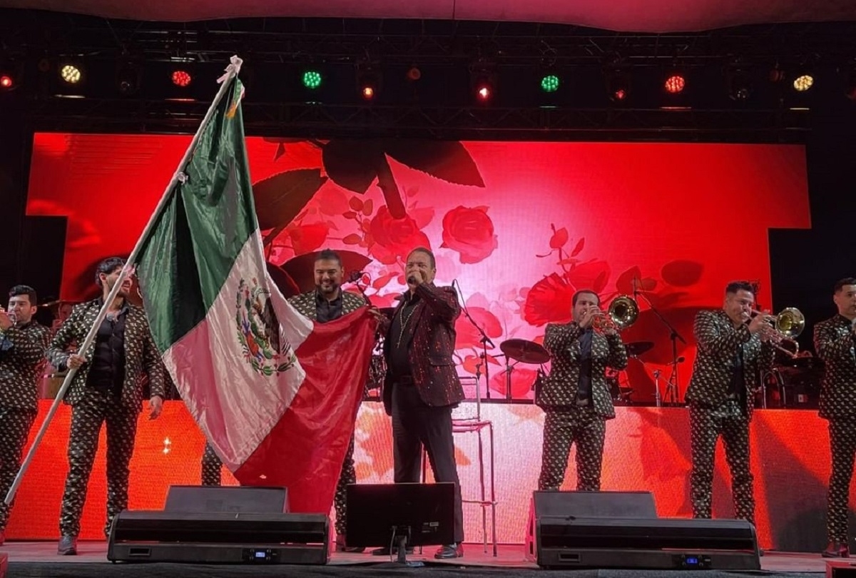 Julio Preciado tocará en la Plaza de Lerdo de Xalapa este 15 de septiembre Julio Preciado tocará en la Plaza de Lerdo de Xalapa este 15 de septiembre