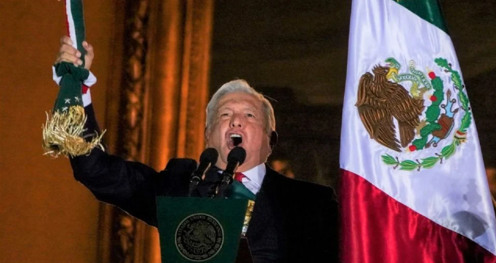 AMLO dio su cuarto Grito de Independencia desde Palacio Nacional.