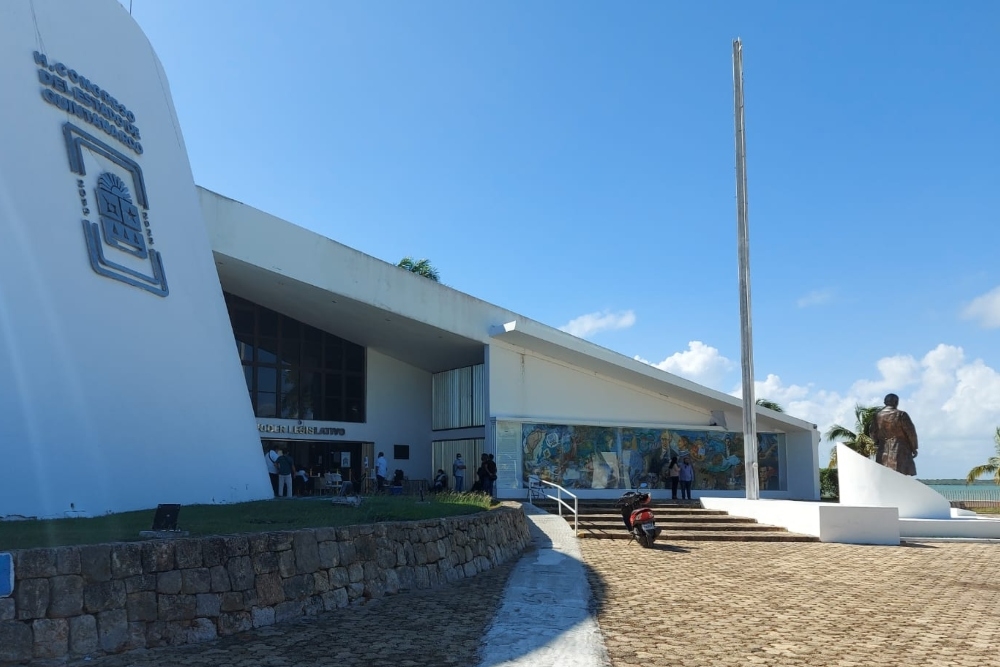 La nueva diputada Alfonsa Padilla indicó que dentro de la Sala de Sesiones del Congreso de Quintana Roo no existen rampas para personas con dicapacidad