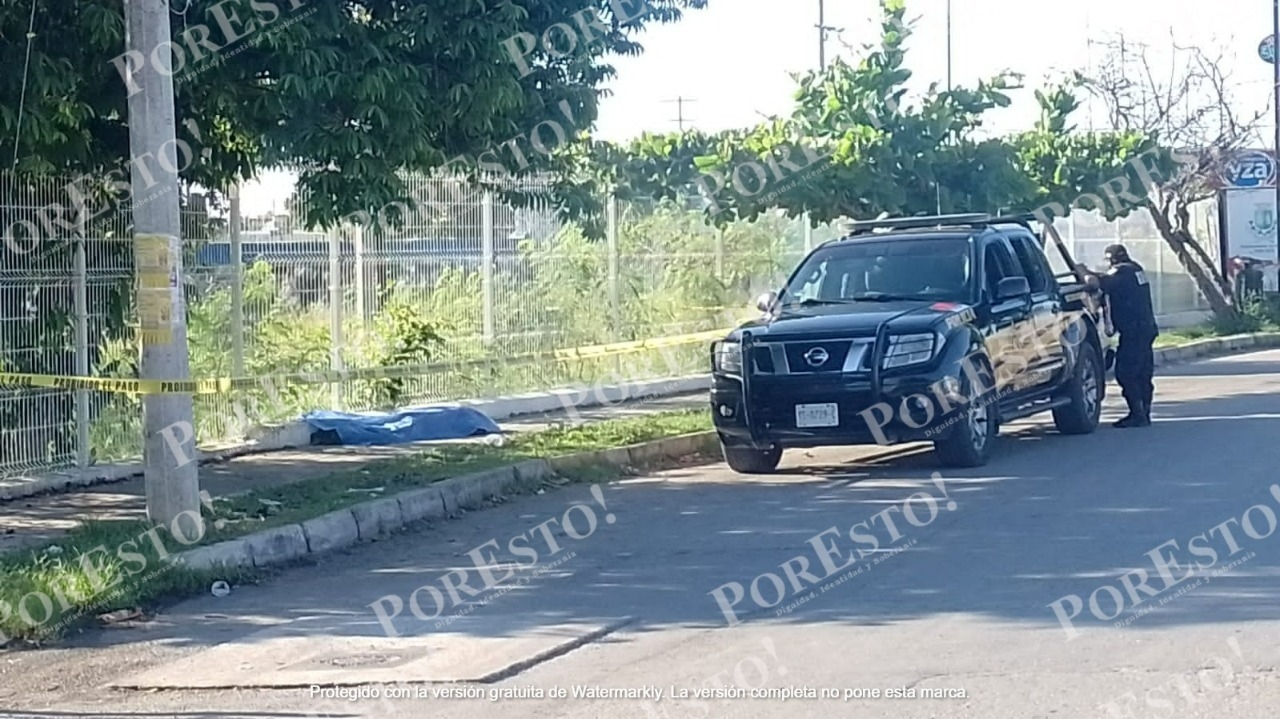 El cuerpo fue encontrado en la banqueta El cuerpo fue encontrado en la banqueta