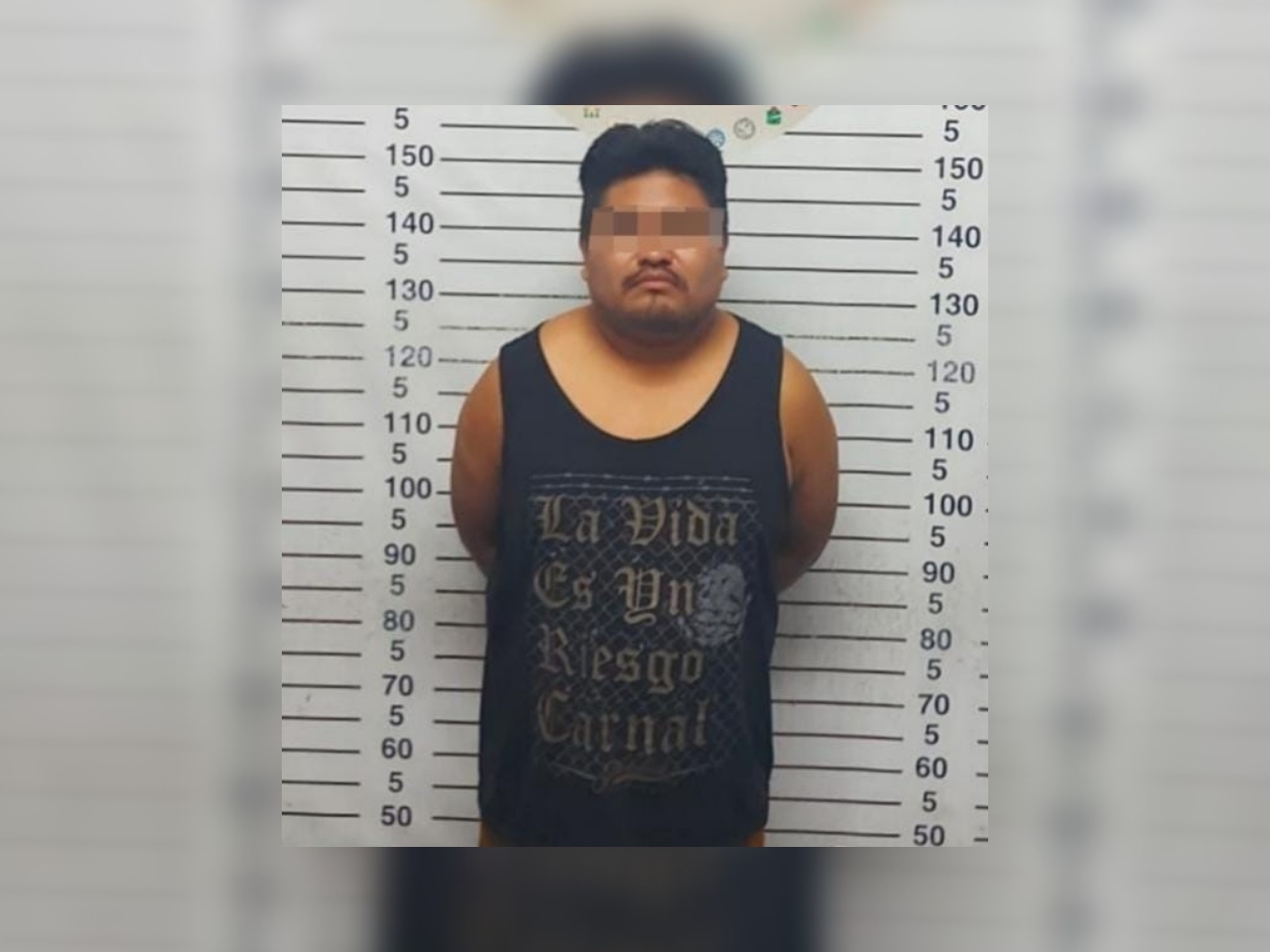 El hombre fue llevado a la Fiscalía General de Quintana Roo en Playa del Carmen, donde enfrentará cargos por narcomenudeo El hombre fue llevado a la Fiscalía General de Quintana Roo en Playa del Carmen, donde enfrentará cargos por narcomenudeo
