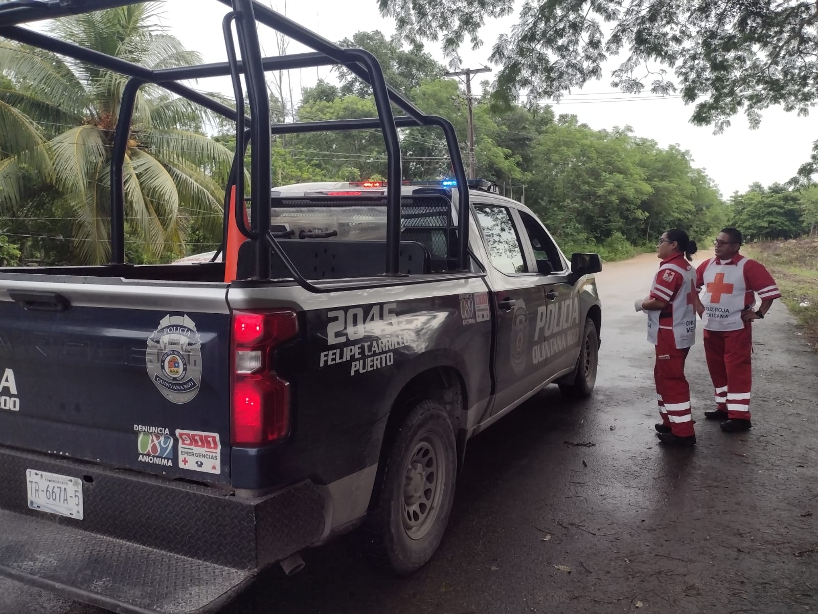 De manera extraoficial se supo que el joven podría ser el mismo que fue encontrado en una laguna esta mañana De manera extraoficial se supo que el joven podría ser el mismo que fue encontrado en una laguna esta mañana
