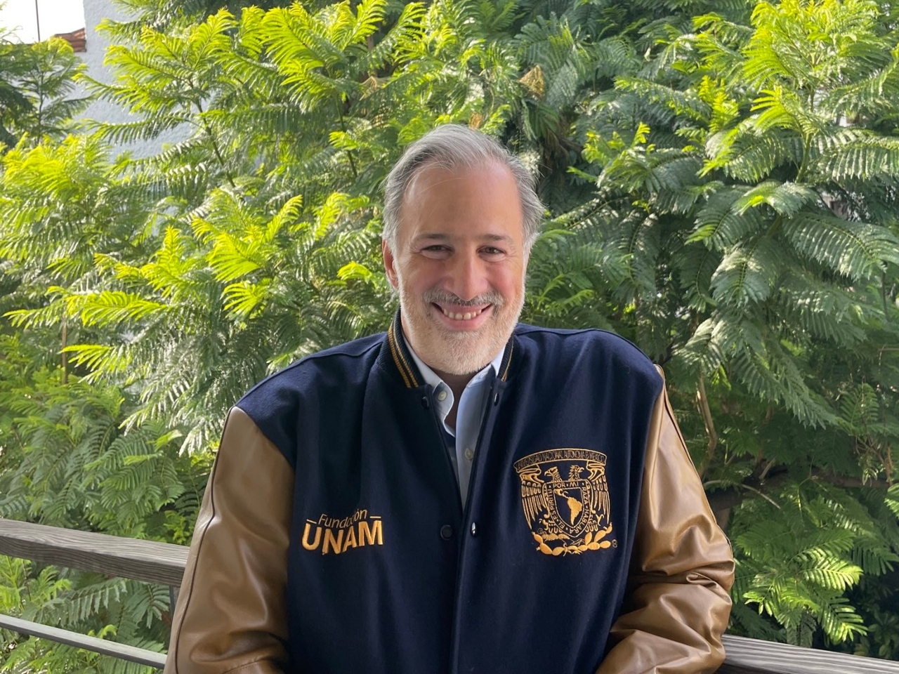 José Antonio Meade no ha contestado a ninguno de los comentarios sobre su publicación tras el hackeo de su cuenta de WhatsApp José Antonio Meade no ha contestado a ninguno de los comentarios sobre su publicación tras el hackeo de su cuenta de WhatsApp