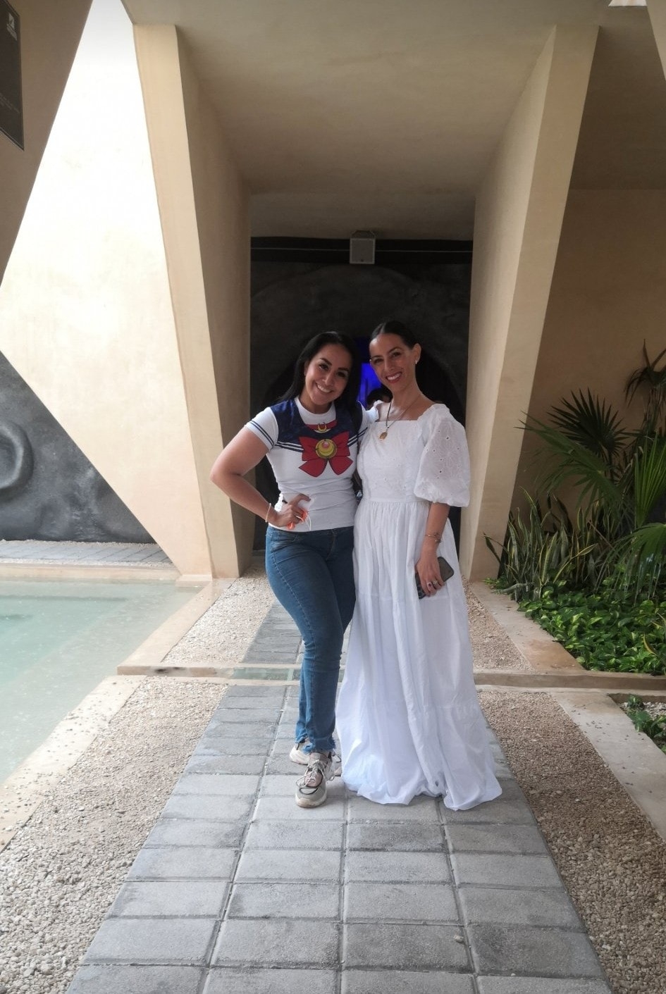 Claudia Lizaldi visitó este viernes el Museo del Meteorito en Progreso, Yucatán