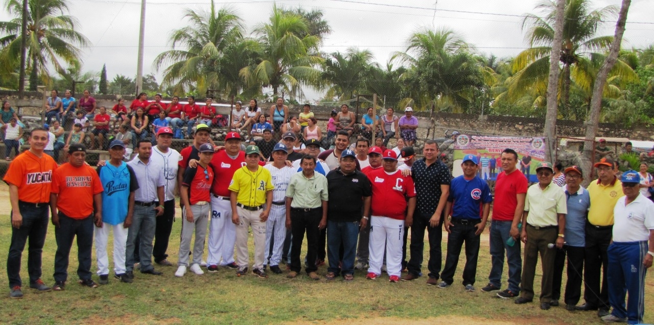 Más de 25 equipos de todo el estado participarán en esta liga de beisbol Más de 25 equipos de todo el estado participarán en esta liga de beisbol