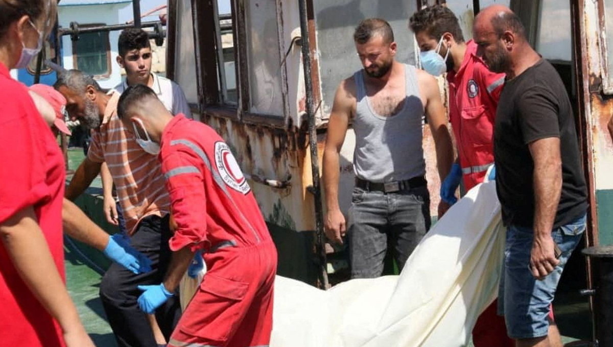 Suman 87 muertos por hundimiento en las costas de Líbano Suman 87 muertos por hundimiento en las costas de Líbano