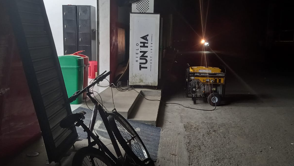 24 horas sin energía eléctrica en Homún, Cuzamá y Acanceh 24 horas sin energía eléctrica en Homún, Cuzamá y Acanceh