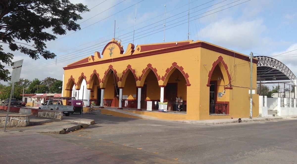 El acusado y la extesorera desviaron 325 mil 786 pesos El acusado y la extesorera desviaron 325 mil 786 pesos