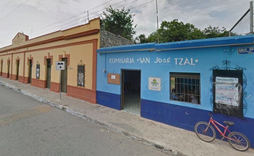 Se dice que al menos hay 35 menores afectados y que en el plantel hay varios perros Se dice que al menos hay 35 menores afectados y que en el plantel hay varios perros
