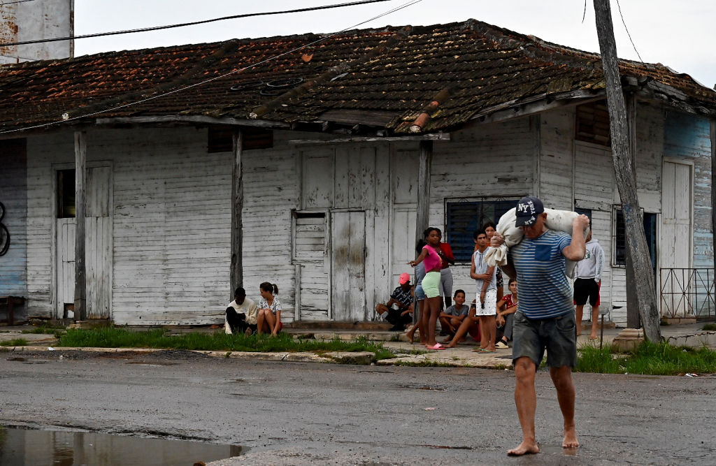 Huracán Ian deja cuantiosos daños materiales en su paso por Cuba
