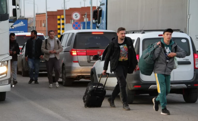 La Embajada de Estados Unidos en Rusia pidió a los ciudadanos no viajar a ese país, así como salir de ahí a los que ya están